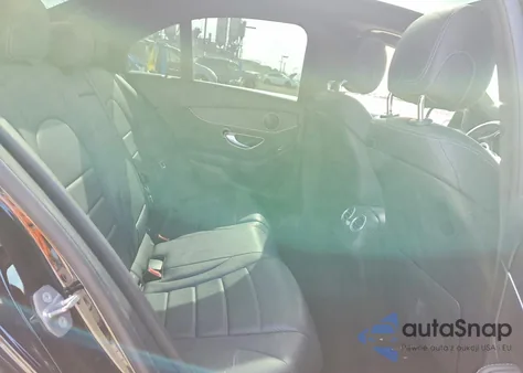 2020 Mercedes-Benz C 300 from USA, damaged, VIN W1KWF8DB1LR580478